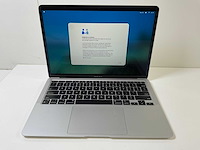Apple macbook air 13”, apple m1, 8 gb ram, 251 gb nvme laptop - afbeelding 1 van  5