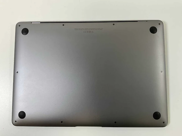 Apple macbook air 13”, apple m1, 8 gb ram, 251 gb nvme laptop - afbeelding 6 van  7