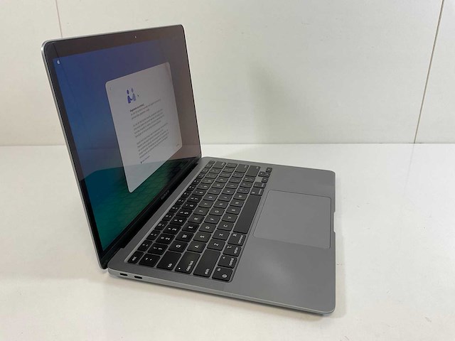 Apple macbook air 13”, apple m1, 8 gb ram, 256 gb nvme laptop - afbeelding 2 van  7