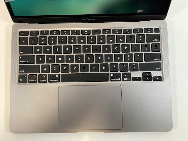 Apple macbook air 13”, apple m1, 8 gb ram, 256 gb nvme laptop - afbeelding 4 van  7