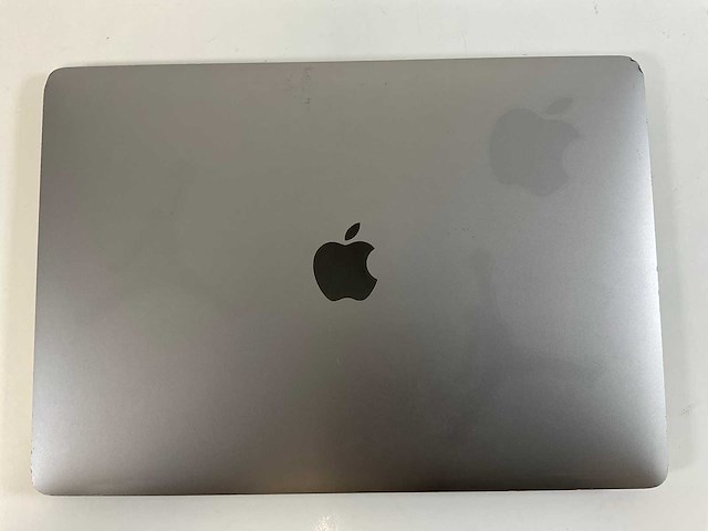 Apple macbook air 13”, apple m1, 8 gb ram, 256 gb nvme laptop - afbeelding 1 van  5