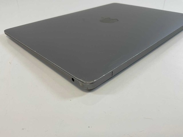 Apple macbook air 13”, apple m1, 8 gb ram, 256 gb nvme laptop - afbeelding 2 van  11