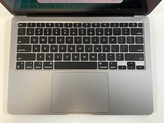 Apple macbook air 13”, apple m1, 8 gb ram, 256 gb nvme laptop - afbeelding 4 van  7