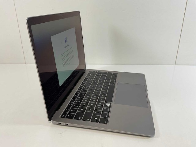 Apple macbook air 13”, dualcore i5, 8 gb ram, 121 gb nvme laptop - afbeelding 2 van  6