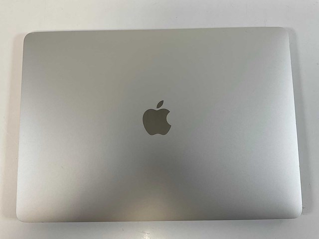 Apple macbook air 13”, dualcore i5, 8 gb ram, 256 gb nvme laptop - afbeelding 5 van  7