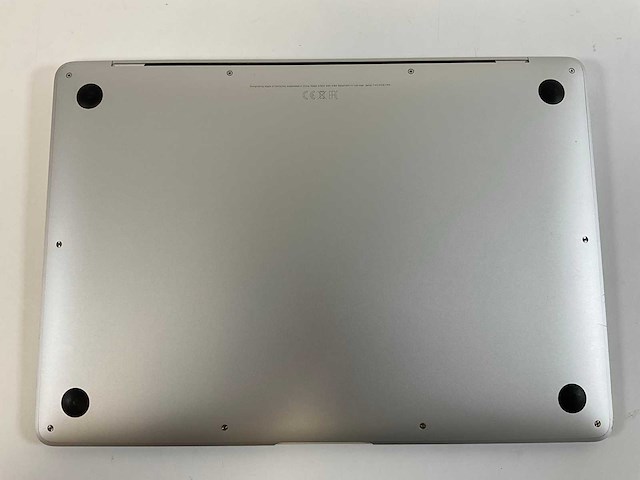 Apple macbook air 13”, dualcore i5, 8 gb ram, 256 gb nvme laptop - afbeelding 6 van  7