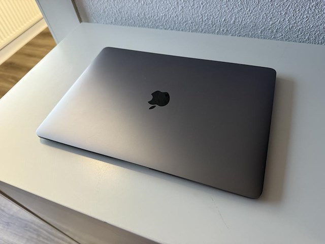 Apple macbook air 13 inch model a2337 emc 3698. werkgeheugen 16 gb - afbeelding 5 van  5