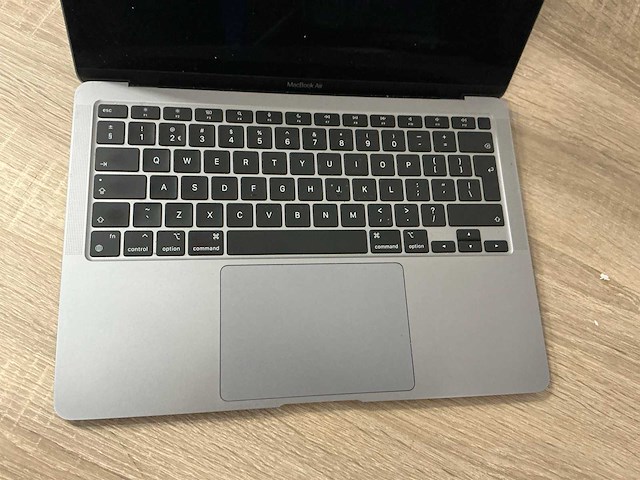 Apple macbook air 13'' (m1, 2020) - afbeelding 2 van  6