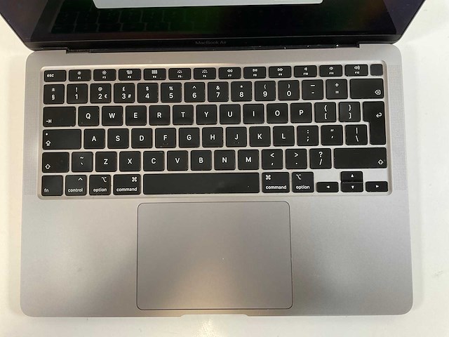 Apple macbook air 13”, quadcore i7, 16 gb ram, 1 tb nvme laptop - afbeelding 4 van  6