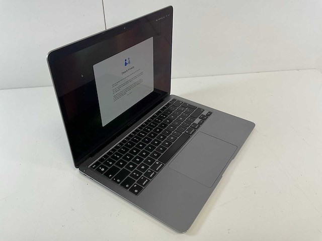 Apple macbook air 13.3”, apple m1, 16 gb ram, 251 gb ssd laptop - afbeelding 2 van  4