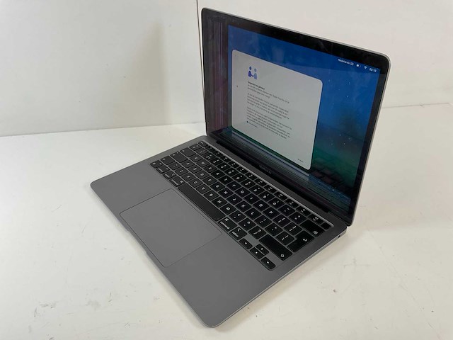 Apple macbook air 13.3”, apple m1, 8 gb ram, 251 gb nvme laptop - afbeelding 3 van  7