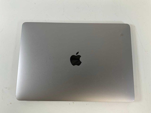 Apple macbook air 13.3”, apple m1, 8 gb ram, 251 gb nvme laptop - afbeelding 5 van  7