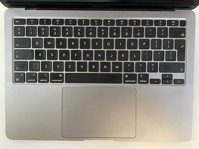 Apple macbook air 13.3”, apple m1, 8 gb ram, 251 gb ssd laptop - afbeelding 4 van  7