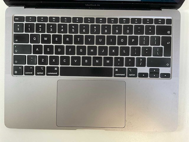 Apple macbook air 13.3”, apple m1, 8 gb ram, 251 gb ssd laptop - afbeelding 4 van  7
