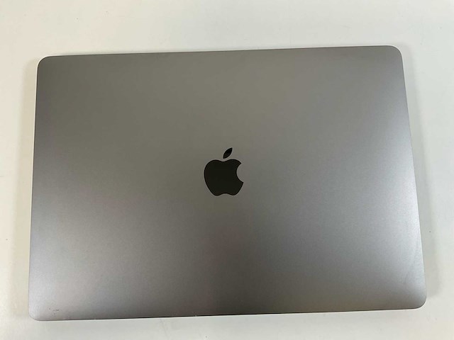 Apple macbook air 13.3”, apple m1, 8 gb ram, 256 gb nvme laptop - afbeelding 3 van  7