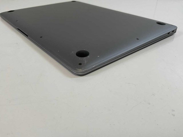 Apple macbook air 13.3”, apple m1, 8 gb ram, 256 gb nvme laptop - afbeelding 6 van  7