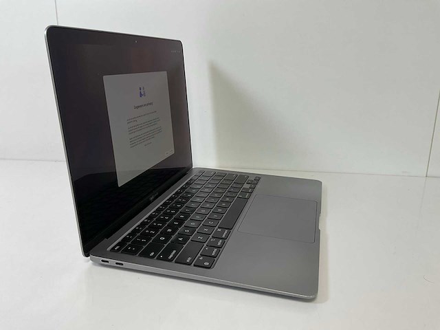 Apple macbook air 13.3”, apple m1, 8 gb ram, 256 gb ssd laptop - afbeelding 2 van  7