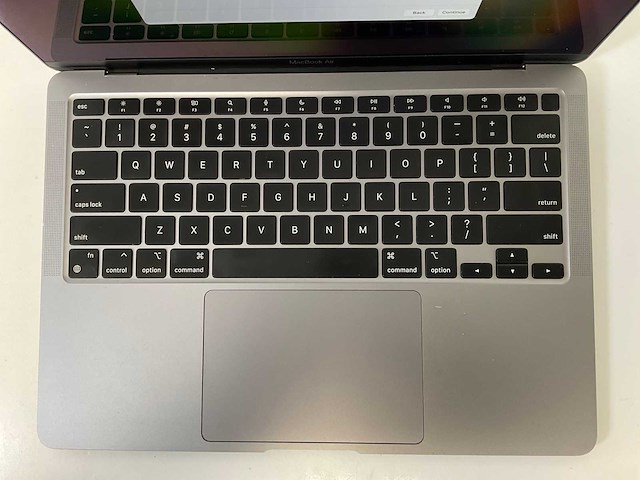 Apple macbook air 13.3”, apple m1, 8 gb ram, 256 gb ssd laptop - afbeelding 4 van  7