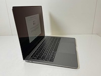 Apple macbook air 13.3”, core(tm) i5 8th gen, 16 gb ram, 251 gb nvme laptop - afbeelding 2 van  7