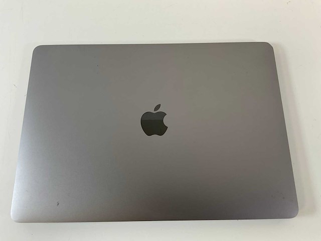 Apple macbook air 13.3”, core(tm) i5 8th gen, 16 gb ram, 251 gb nvme laptop - afbeelding 5 van  7