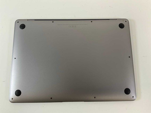Apple macbook air 13.3”, core(tm) i5 8th gen, 16 gb ram, 251 gb nvme laptop - afbeelding 6 van  7