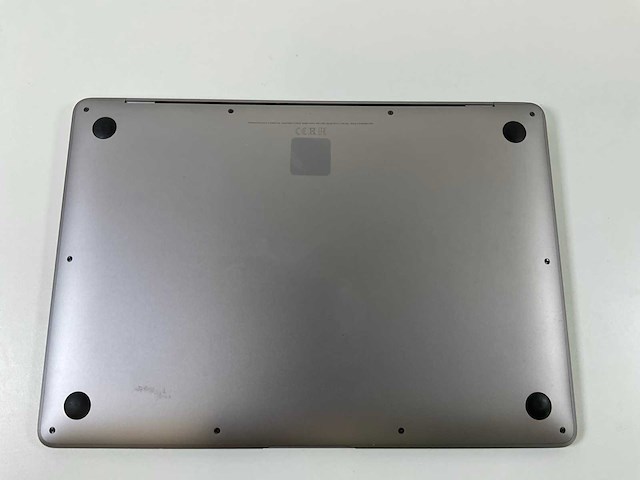 Apple macbook air 13.3”, core(tm) i5 8th gen, 8 gb ram, 251 gb nvme laptops (2x) - afbeelding 15 van  16