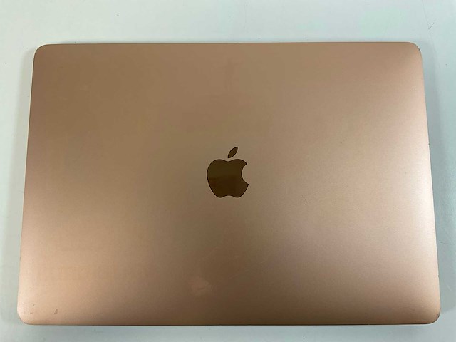 Apple macbook air 13.3”, dualcore i3, 8 gb ram, 251 gb nvme laptop - afbeelding 4 van  6