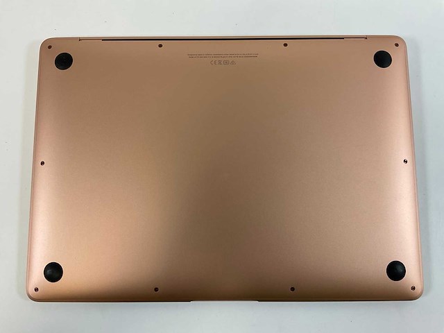 Apple macbook air 13.3”, dualcore i3, 8 gb ram, 256 gb nvme laptop - afbeelding 6 van  7