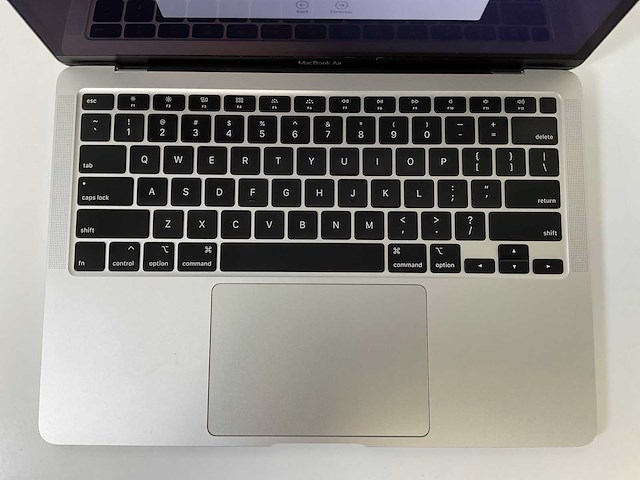 Apple macbook air 13.3”, dualcore i3, 8 gb ram, 256 gb ssd laptop - afbeelding 4 van  6