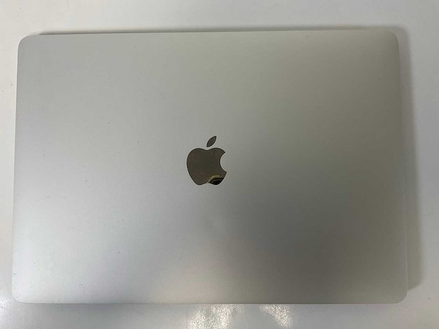 Apple macbook air 13.3”, dualcore i3, 8 gb ram, 256 gb ssd laptop - afbeelding 5 van  6