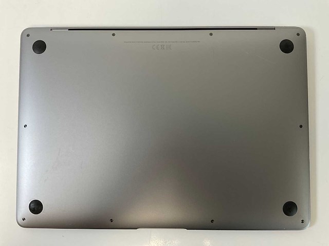Apple macbook air 13.3”, dualcore i5, 8 gb ram, 251 gb nvme laptop - afbeelding 6 van  7