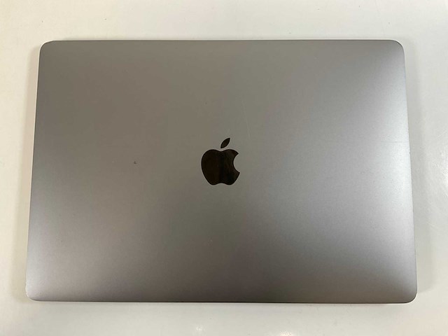 Apple macbook air 13.3”, dualcore i5, 8 gb ram, 251 gb nvme laptop - afbeelding 3 van  3