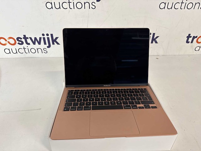 Apple macbook air 13,3" – laptop goud 8-core - afbeelding 2 van  2