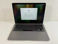 Apple macbook air 13.3”, quadcore i5, 8 gb ram, 256 gb nvme laptop - afbeelding 1 van  3