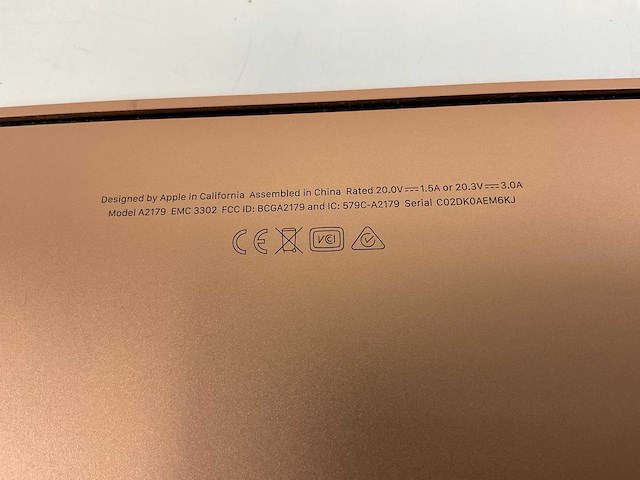 Apple macbook air 13.3”, quadcore i5, 8 gb ram, 512 gb nvme laptop - afbeelding 4 van  4