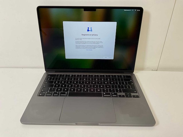 Apple macbook air 13.6”, apple m2, 8 gb ram, 256 gb ssd laptop - afbeelding 1 van  7