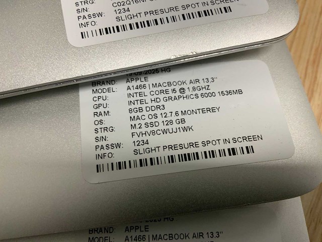 Apple macbook air a1466 (i5) laptop (5x) - afbeelding 11 van  11