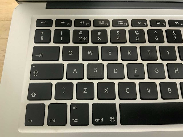 Apple macbook air a1466 laptop (4x) - afbeelding 3 van  13