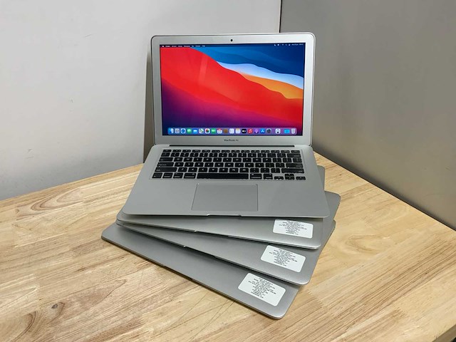 Apple macbook air a1466 laptop (4x) - afbeelding 1 van  14