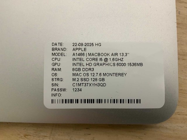 Apple macbook air a1466 laptop (4x) - afbeelding 12 van  12