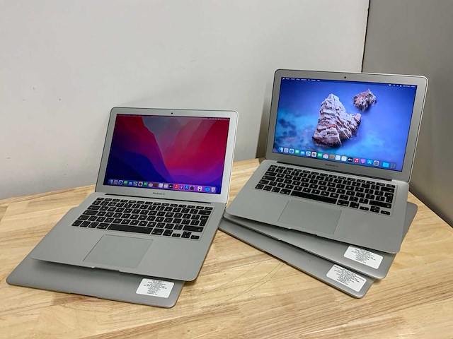 Apple macbook air a1466 laptop (5x) - afbeelding 1 van  16