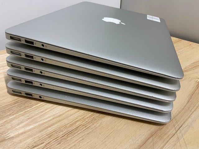 Apple macbook air a1466 laptop (5x) - afbeelding 14 van  16