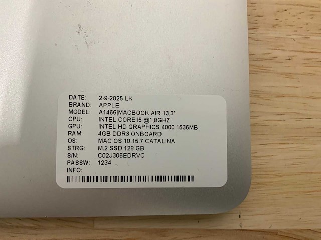 Apple macbook air a1466 laptop (5x) - afbeelding 8 van  10
