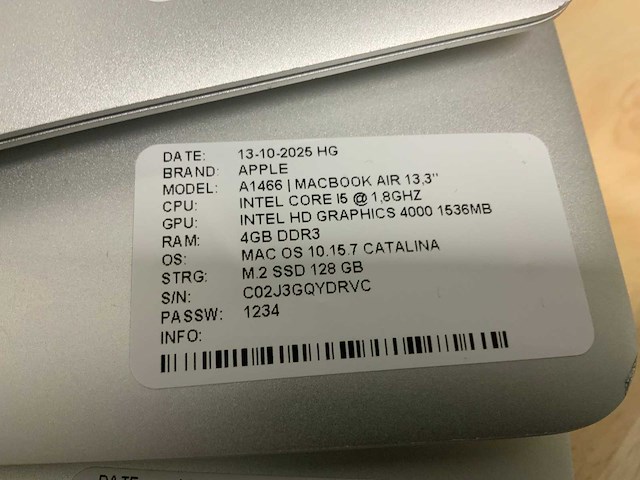 Apple macbook air a1466 laptop (6x) - afbeelding 12 van  12