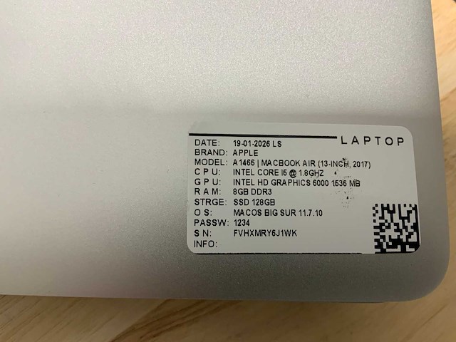 Apple macbook air a1466 laptop (6x) - afbeelding 12 van  12