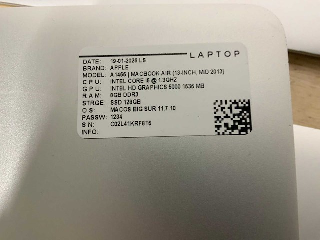 Apple macbook air a1466 laptop (6x) - afbeelding 4 van  12