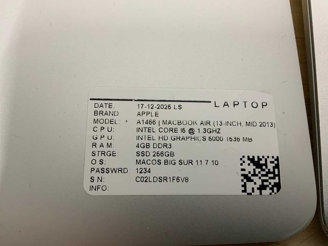 Apple macbook air a1466 laptop (6x) - afbeelding 11 van  12