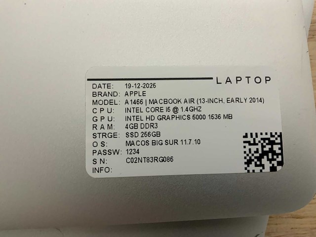 Apple macbook air a1466 laptop (6x) - afbeelding 3 van  12