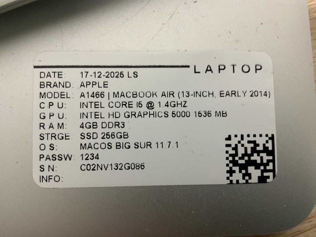 Apple macbook air a1466 laptop (6x) - afbeelding 4 van  12