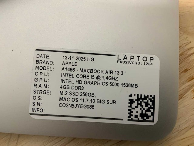 Apple macbook air a1466 laptop (6x) - afbeelding 11 van  12